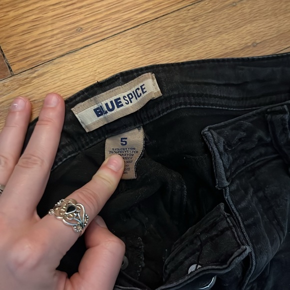 Black skinny jeans! - Picture 3 of 3